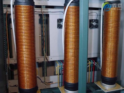 河北電鍋爐廠家研發(fā)太陽(yáng)能熱利用與電磁加熱技術(shù)深度融合的供暖設(shè)備