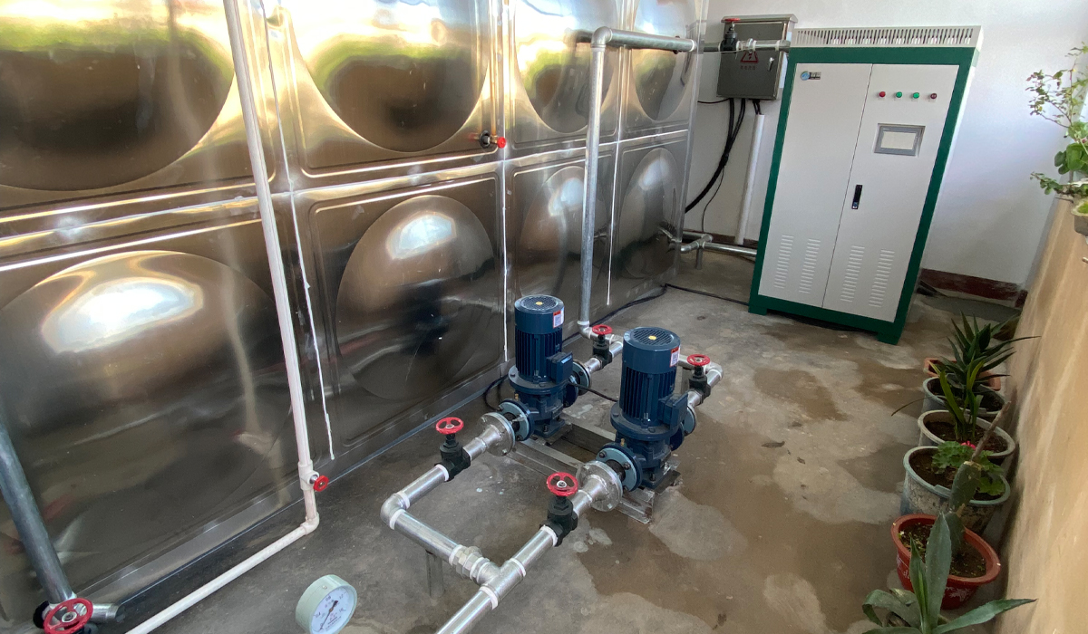 張家口蔚縣新華學(xué)校電采暖工程