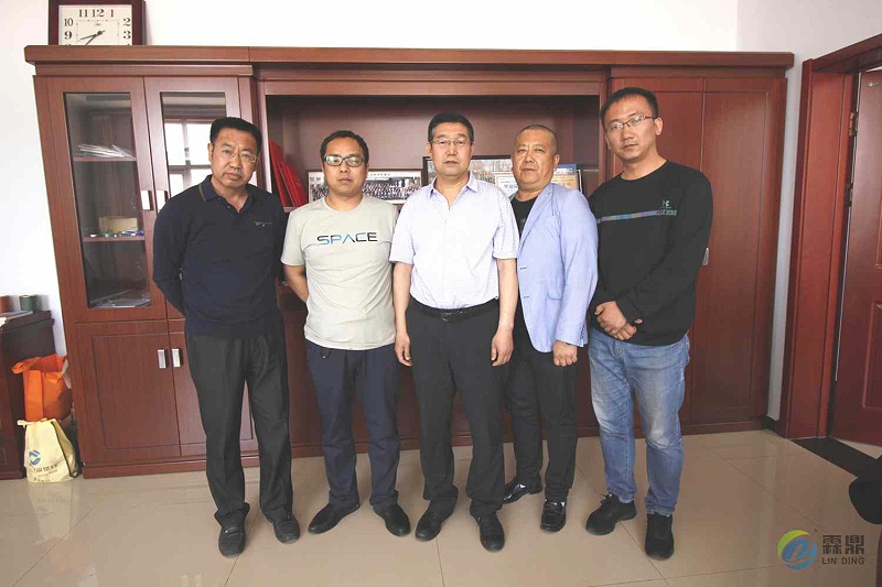 新疆陳總到訪霖鼎公司1