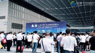 壁掛式電采暖爐費電嗎，買的時候該怎么選呢